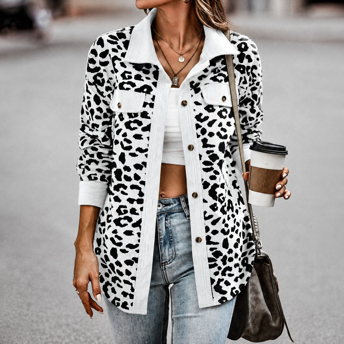 Jacket Maggie™ with Leopard Print and Flap Pockets