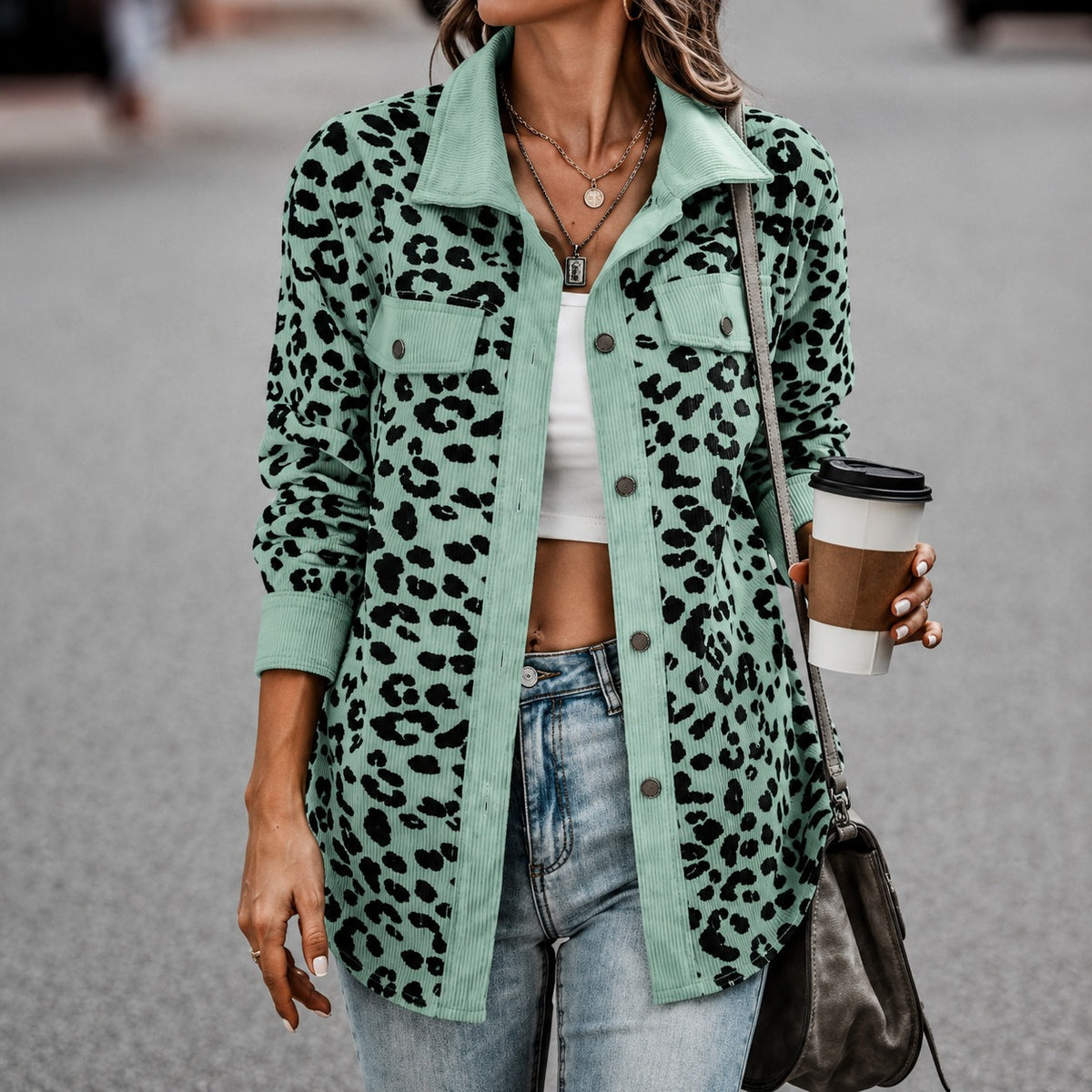 Jacket Maggie™ with Leopard Print and Flap Pockets