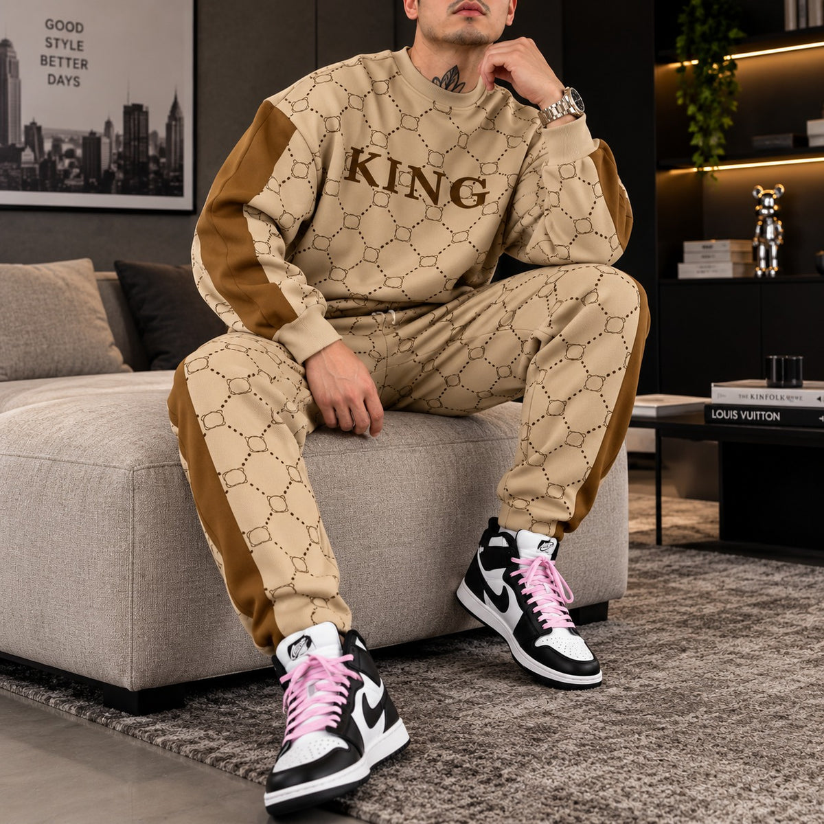 Set Warren™ with Patterned Crewneck Top and Contrast-Stripe Pants