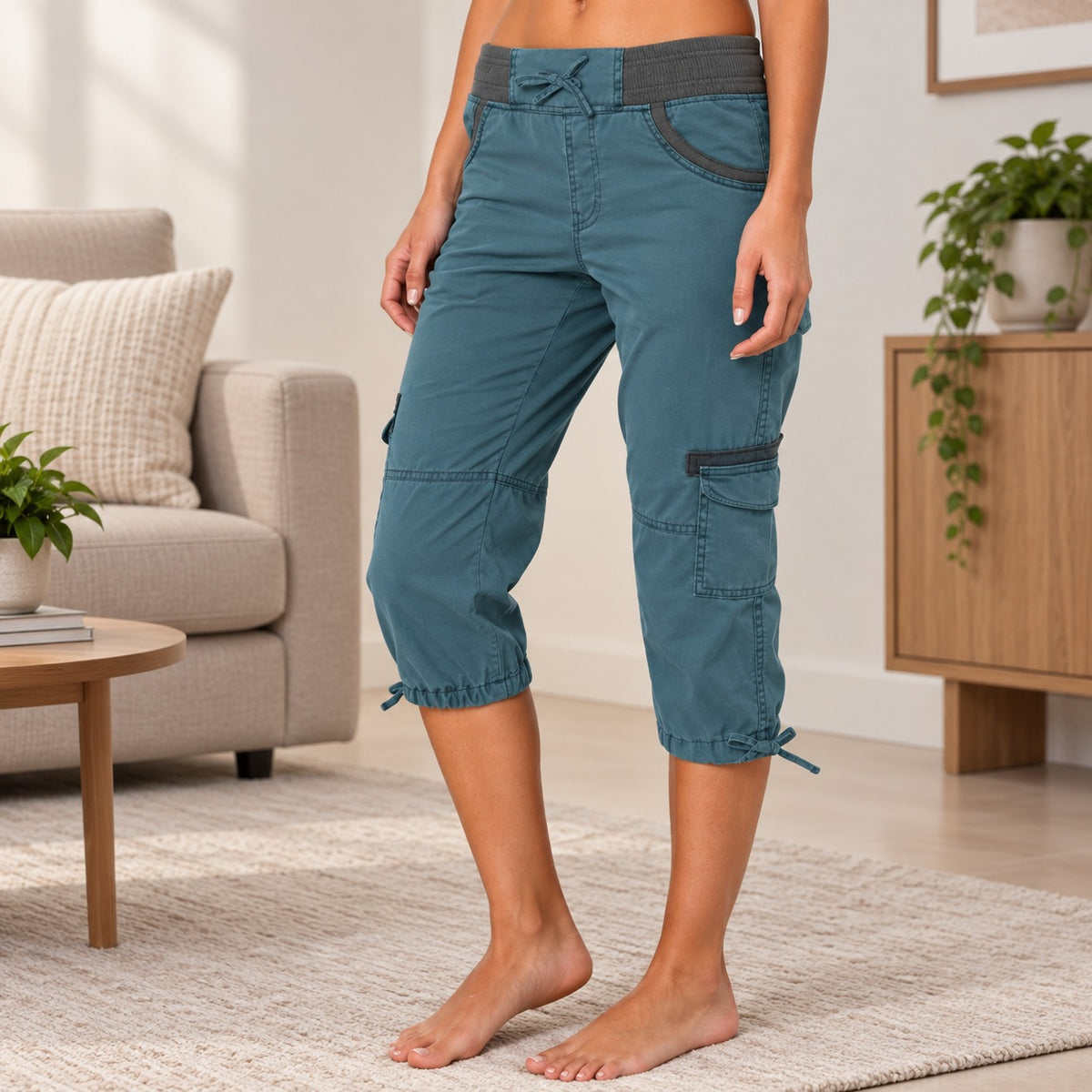 Capri Pants Hadley™ with Wide Waistband and Utility Pockets
