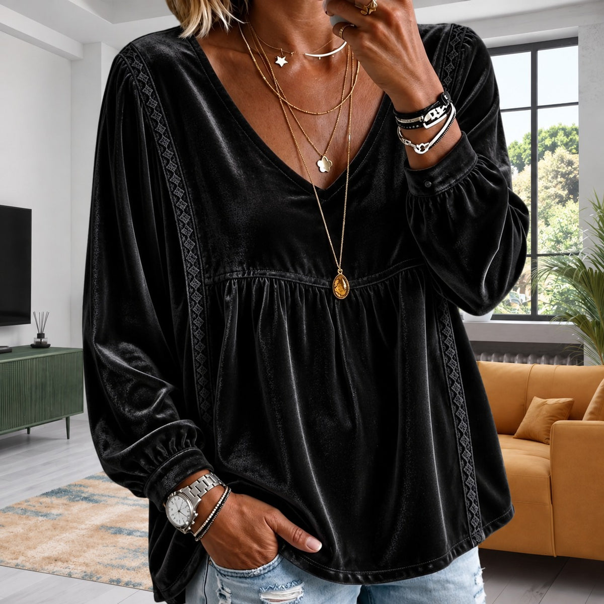 Blouse Kylie™ with V-Neck and Geometric Trim