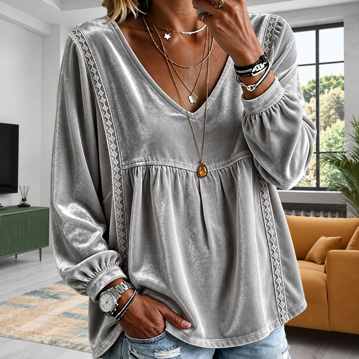 Blouse Kylie™ with V-Neck and Geometric Trim