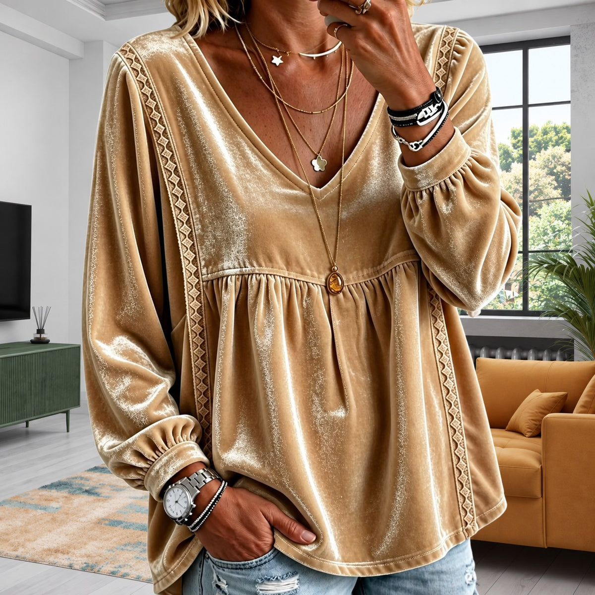 Blouse Kylie™ with V-Neck and Geometric Trim