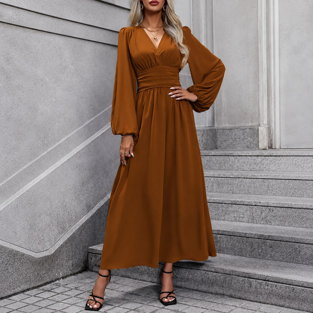 Dress Juliette™ with Draped Waist and Balloon Sleeves
