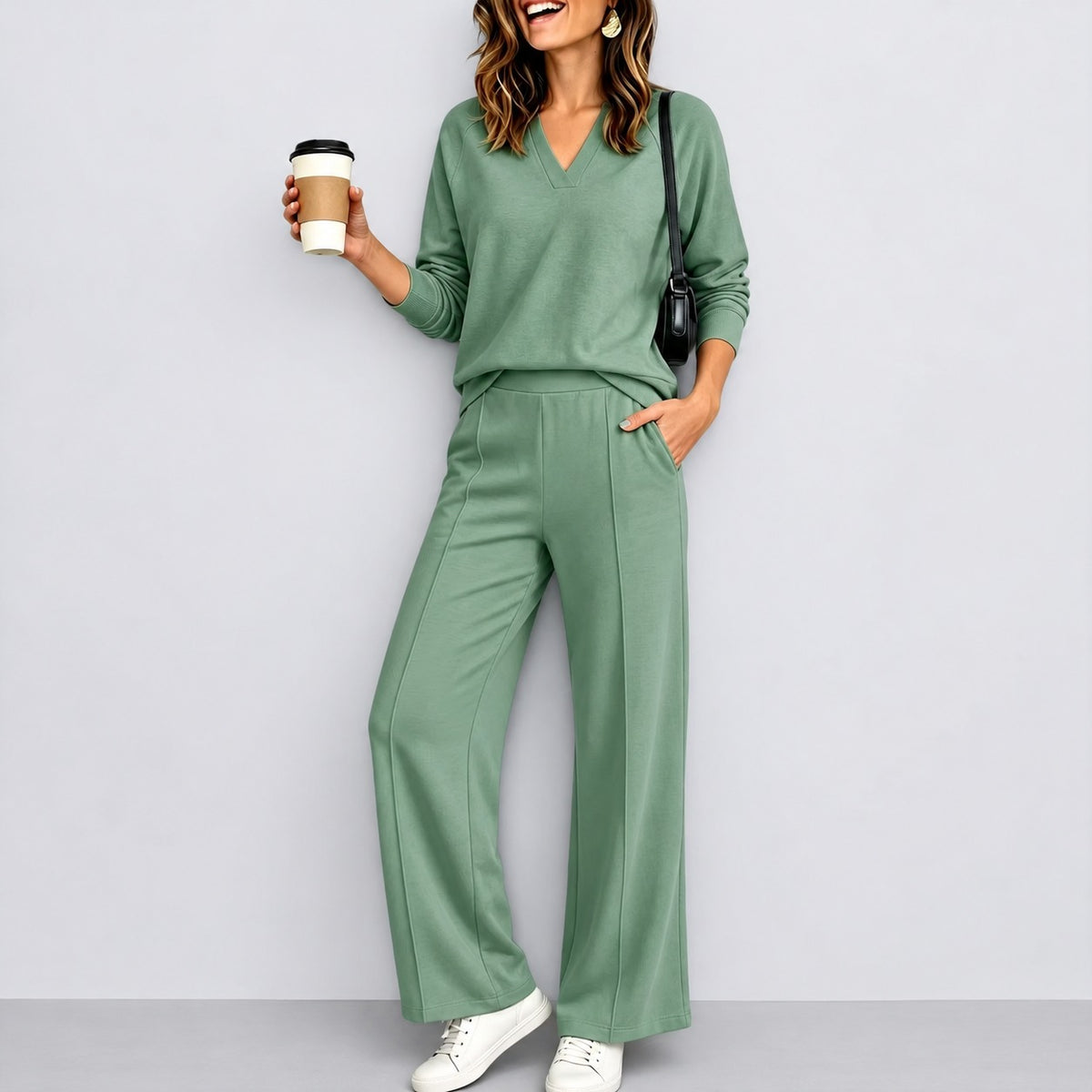 Two-Piece Set Daisy™ with a V-Neck Long-Sleeve Top and Wide-Leg Pants