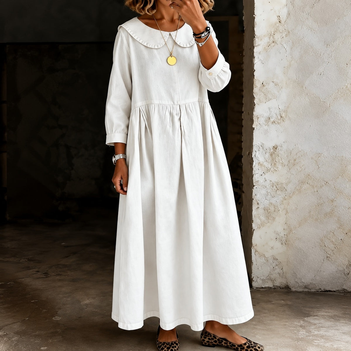 Dress Maisie™ with Peter Pan Collar and Flowy Skirt