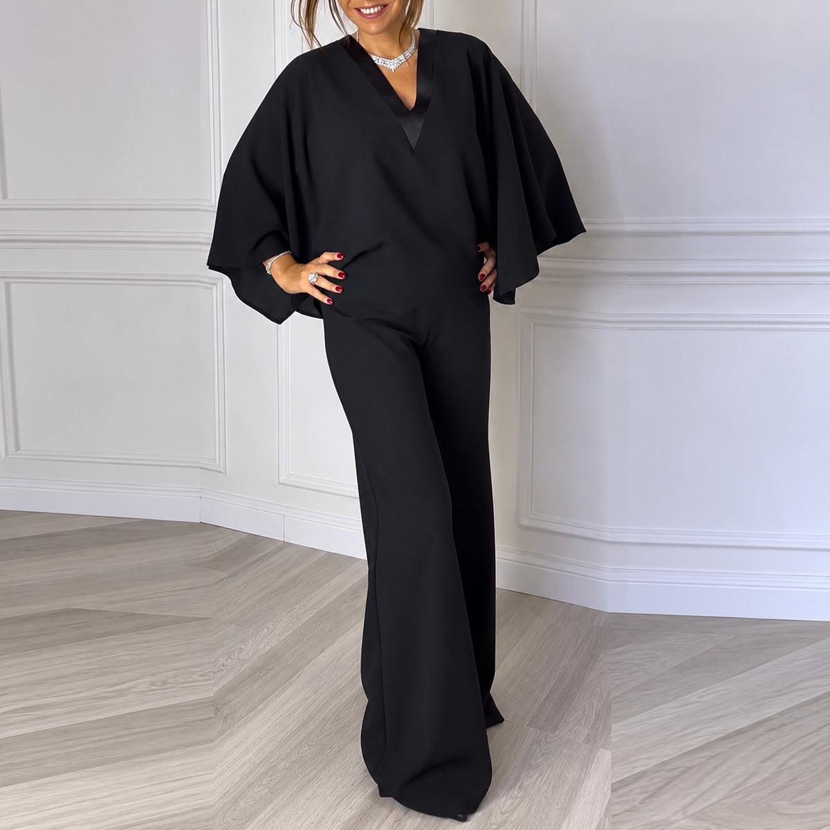 Two-Piece Set Simone™ with Wide-Sleeve V-Neck Top and Wide-Leg Pants