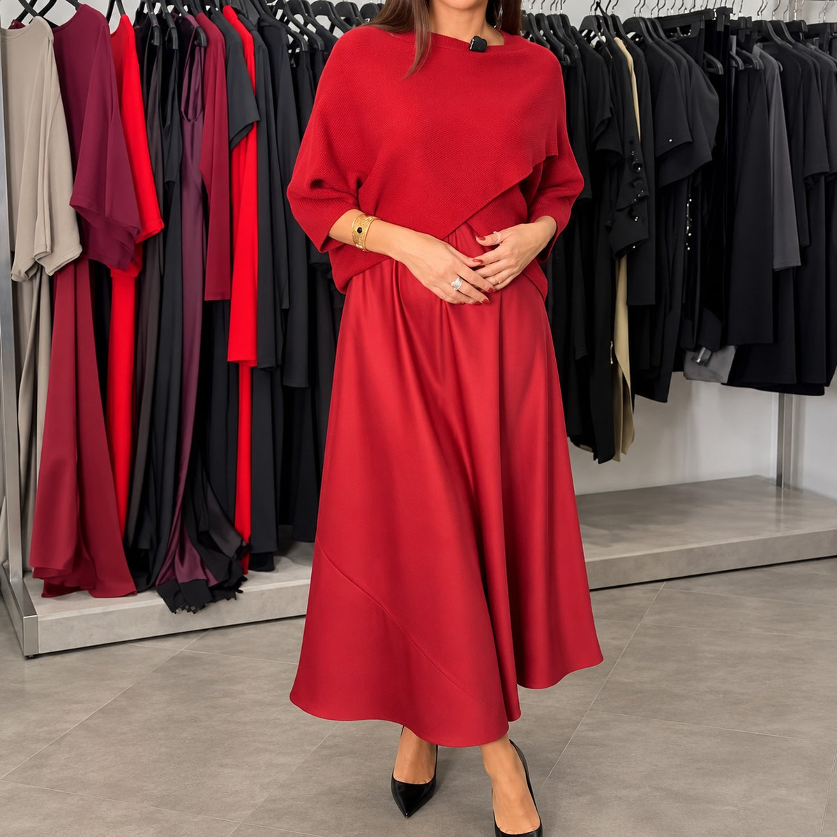 Set Valencia™ with Asymmetric Wrap Top and Flowy Maxi Skirt