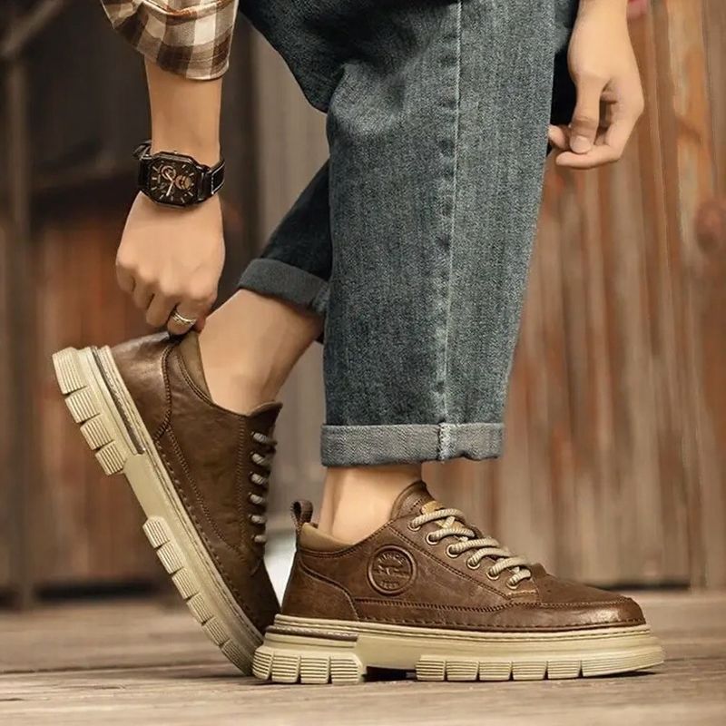 Heritage™ Sneakers with Aeroblade Technology and Rugged Sole / The Legacy of Premium Leather and Handcrafted Tradition!