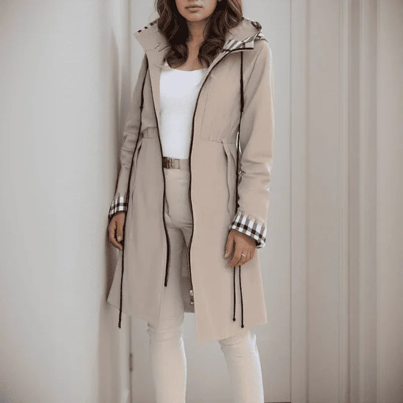 Cambridge™ Coat with Urban Cutouts and Premium Details / Add a Touch of Chic to Your Winter Look!