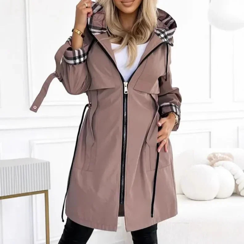 Cambridge™ Coat with Urban Cutouts and Premium Details / Add a Touch of Chic to Your Winter Look!