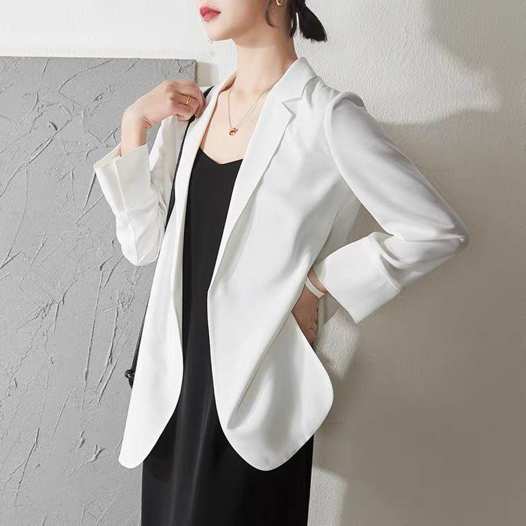 Blazer Casual Charlotte / Um Mix perfeito de Luxo, Glamour e Conforto! - ModernLar